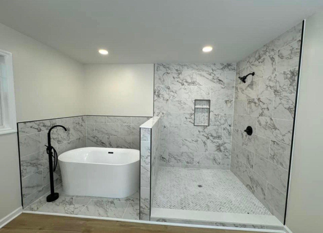 Marble master bath & walk-in shower
